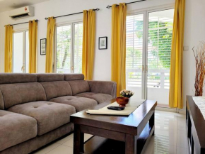 Cosy 3BR Courtyard Terrace House opposite Straits Quay
